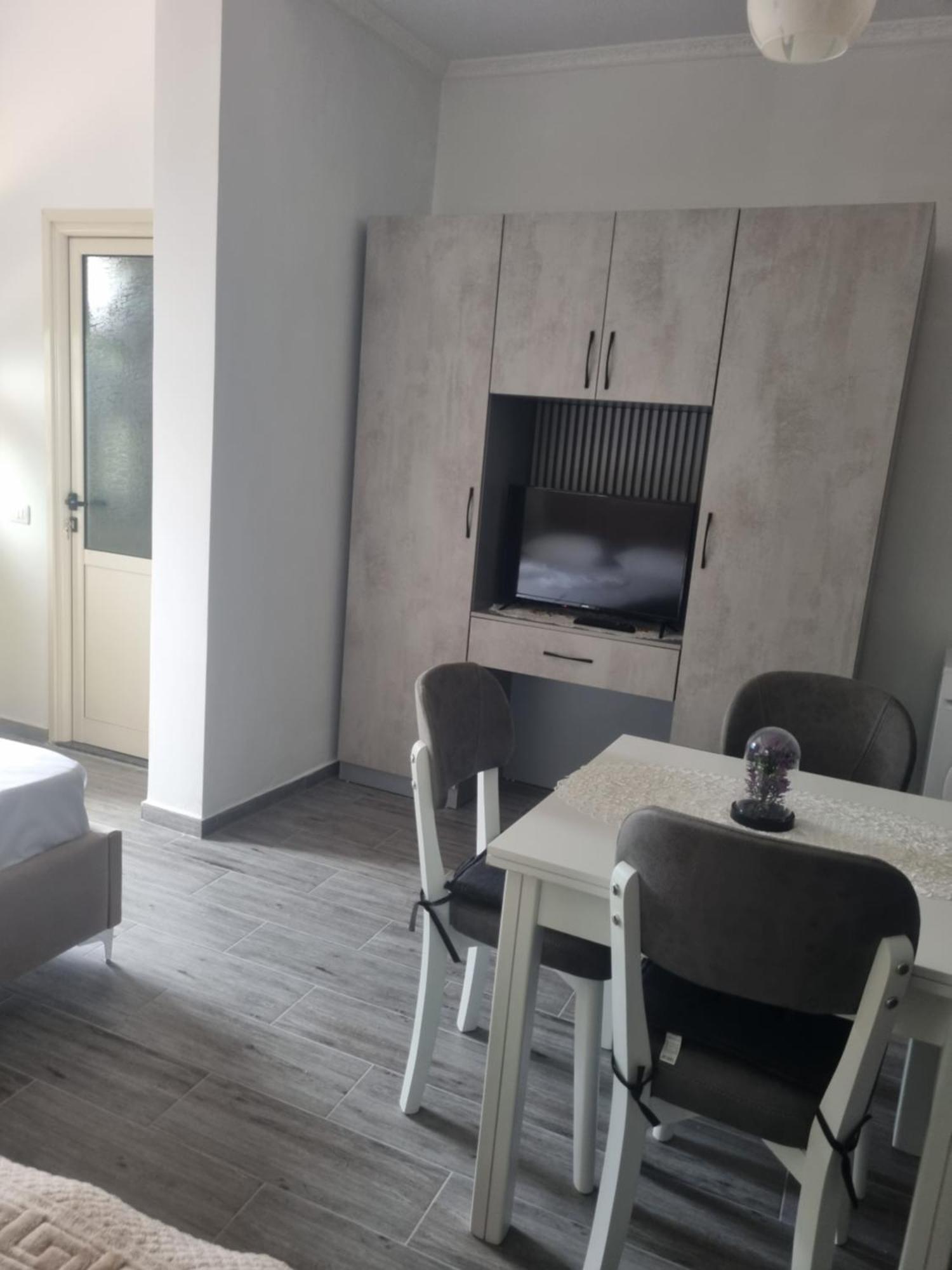 Megi-rent Appartement Vlorë