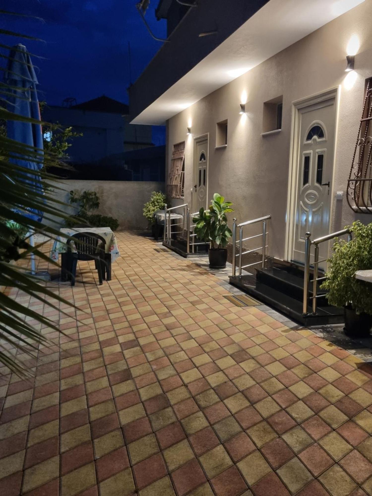 Megi-rent Vlorë
